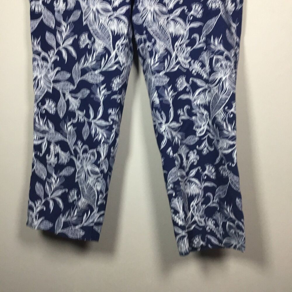 Rafaella comfort pull on capri pants navy blue & white floral pastel waist 36” - Picture 3 of 7